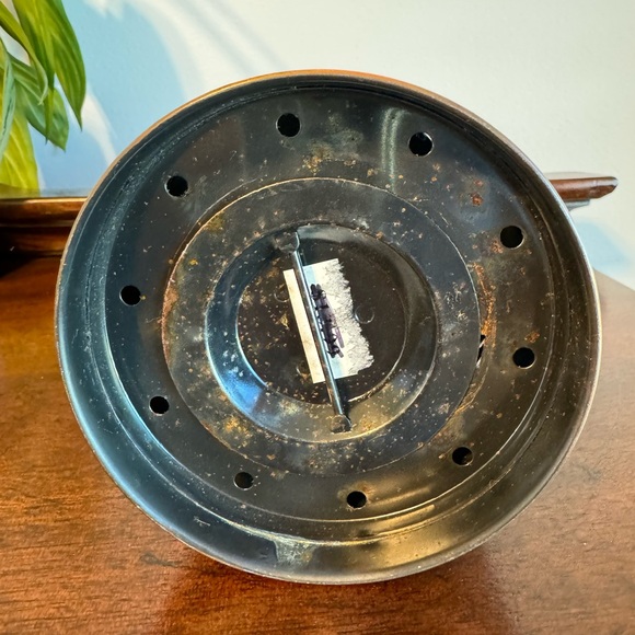 METAL CANDLE LANTERN - PUNCHED DESIGN - BRASS COLOR - Picture 4 of 9